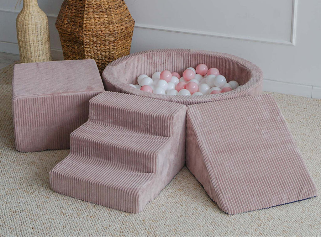 rib velvet roze pink dirty pink oud roze speelblokken zachte blokken foamblokken ballenbad ballenbak accessoires hindernissenparcours moje ballenbadballen ballenbakballen