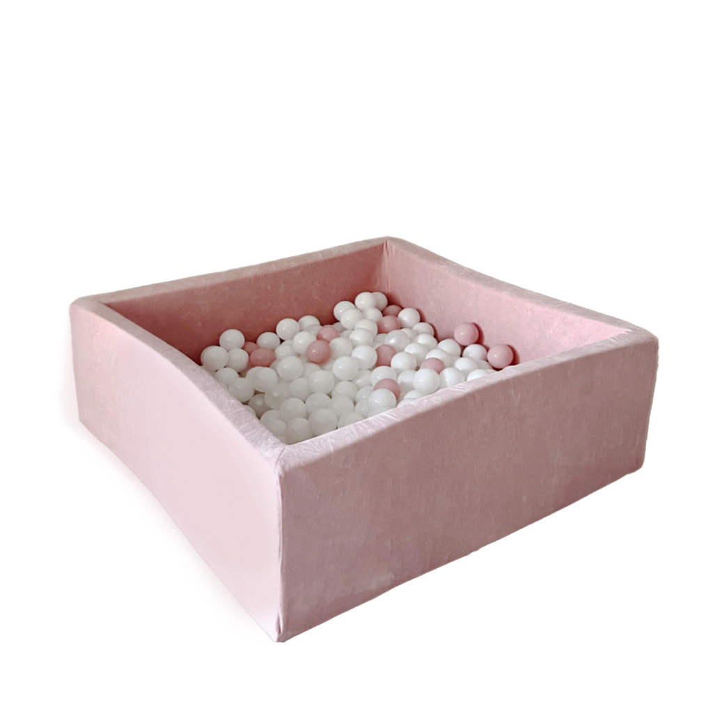 soft velvet ballenbad ballenbak vierkant lichtroze lichtpink roze pink moje ballenbadballen ballenbakballen