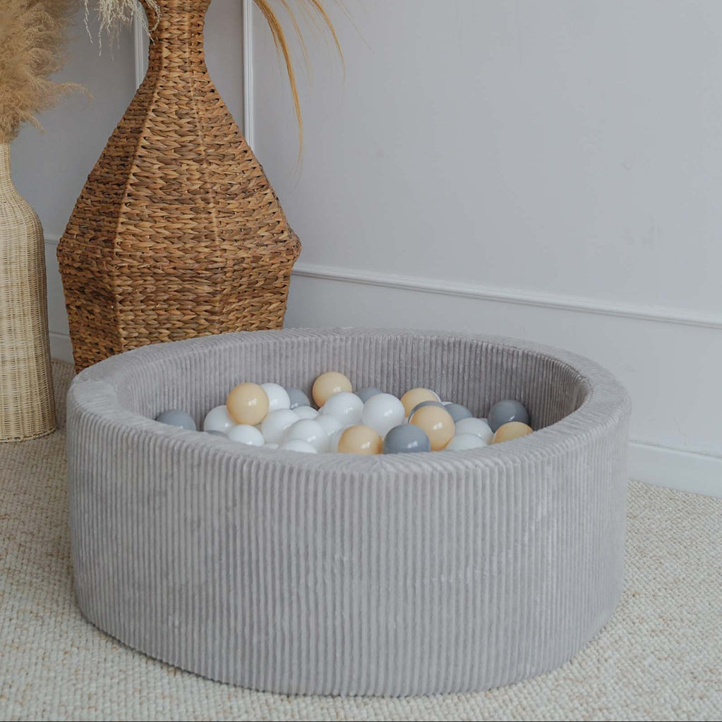 rib grijs grey rond ballenbad ballenbak moje ballenbadballen ballenbakballen