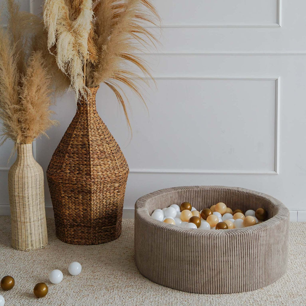 ballenbad rond ronde ballenbak moje rib dark beige bruin ballenbadballen ballenbakballen 