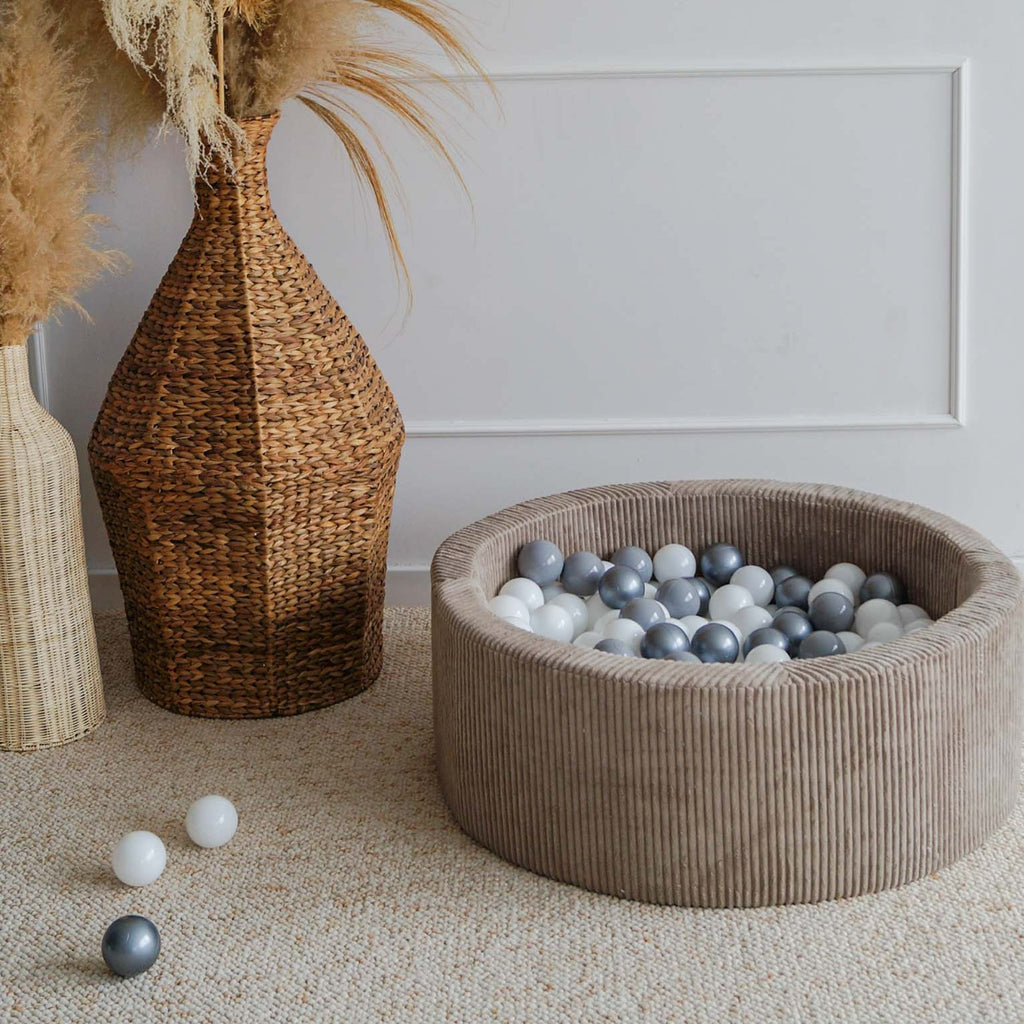 ballenbad rond ronde ballenbak moje rib dark beige bruin ballenbadballen ballenbakballen 