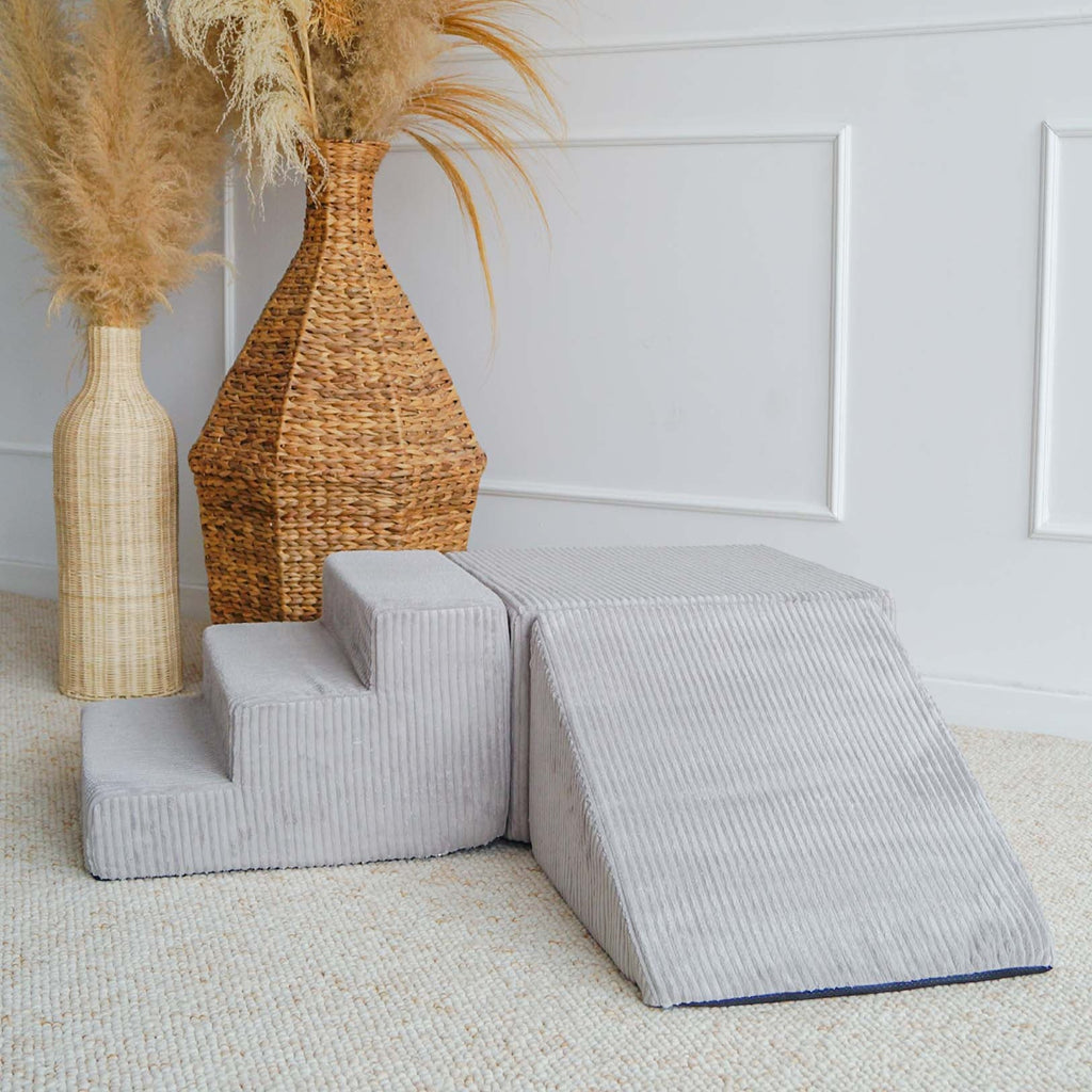 zachte blokken rib stof velvet grijs grey ballenbad accessoires trapje driehoek kubus moje 